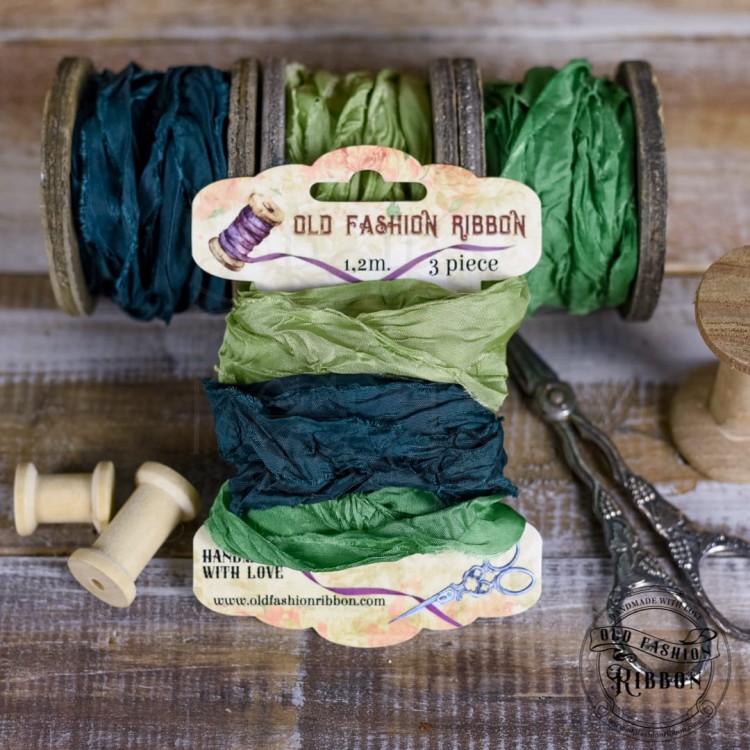 Zestaw gniecionych wstążek vintage odcienie zieleni Old Fashion Ribbon