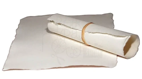 Papier czerpany A4 biały gładki 2