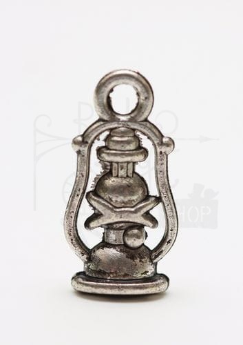 Ozdoba metalowa - lampa naftowa - antyczne srebro