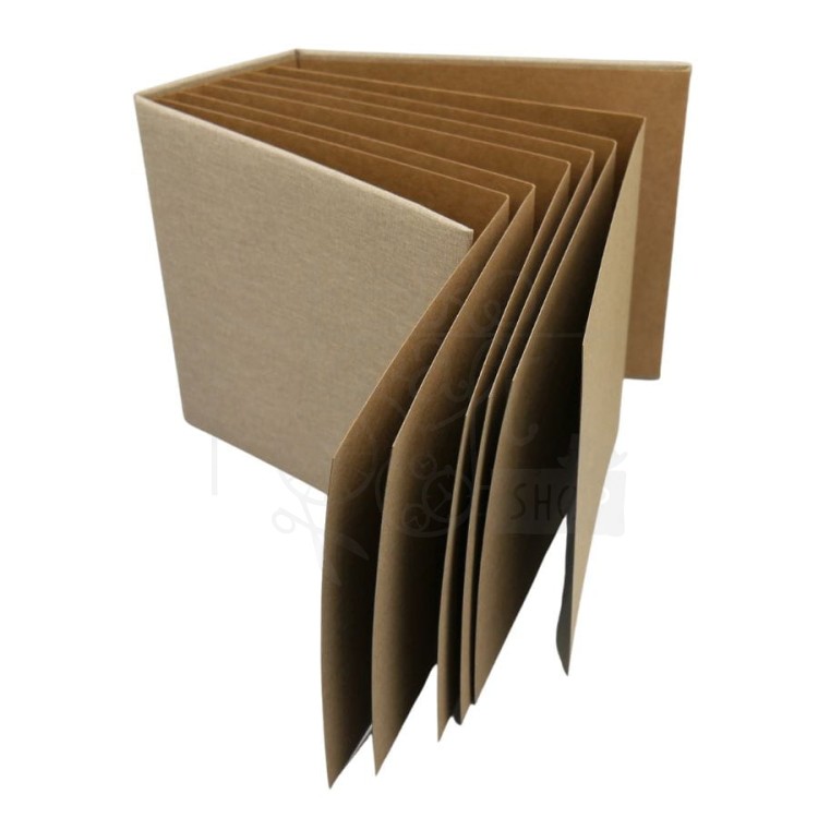 Album BAZYLiszek 16x16 kraft otwarty