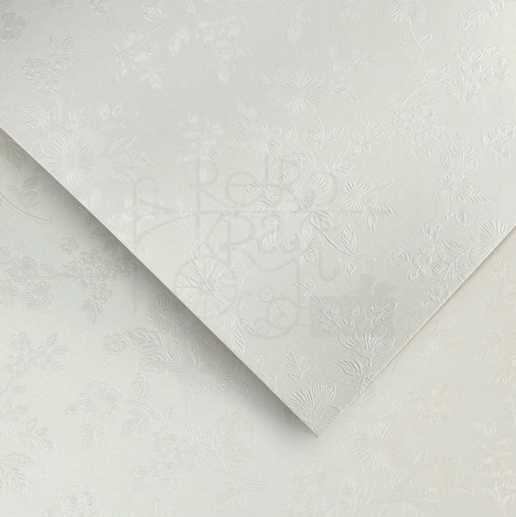 Arkusz papieru Karton ozdobny Floral biały A4 220g Galeria Papieru