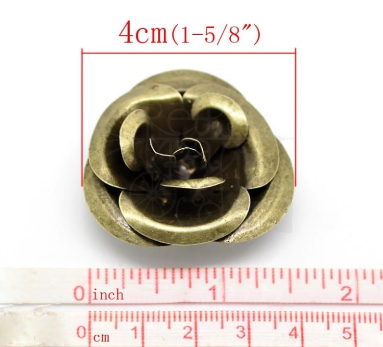Kwiatek metalowy 11 brąz