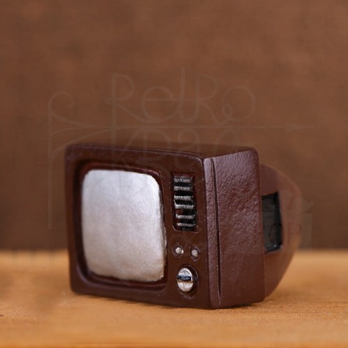 Ozdoba żywiczna miniaturka - Telewizor retro