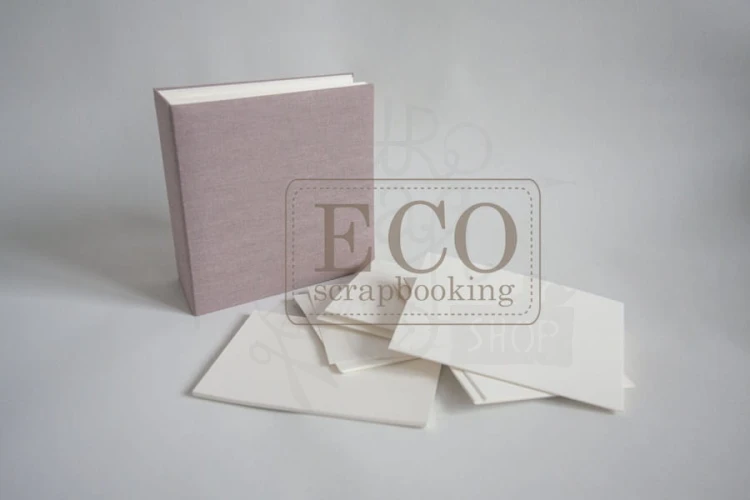 Album Bazyliszek 16x16 krem z liliową okładką Eco Scrapbooking