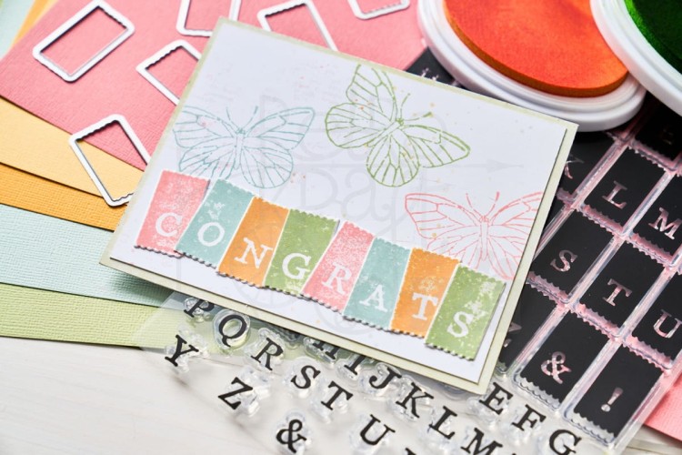 Zestaw wykrojników i stempli Tab Stamp Alpha by 49 and Market 70 elementów 666712 Sizzix