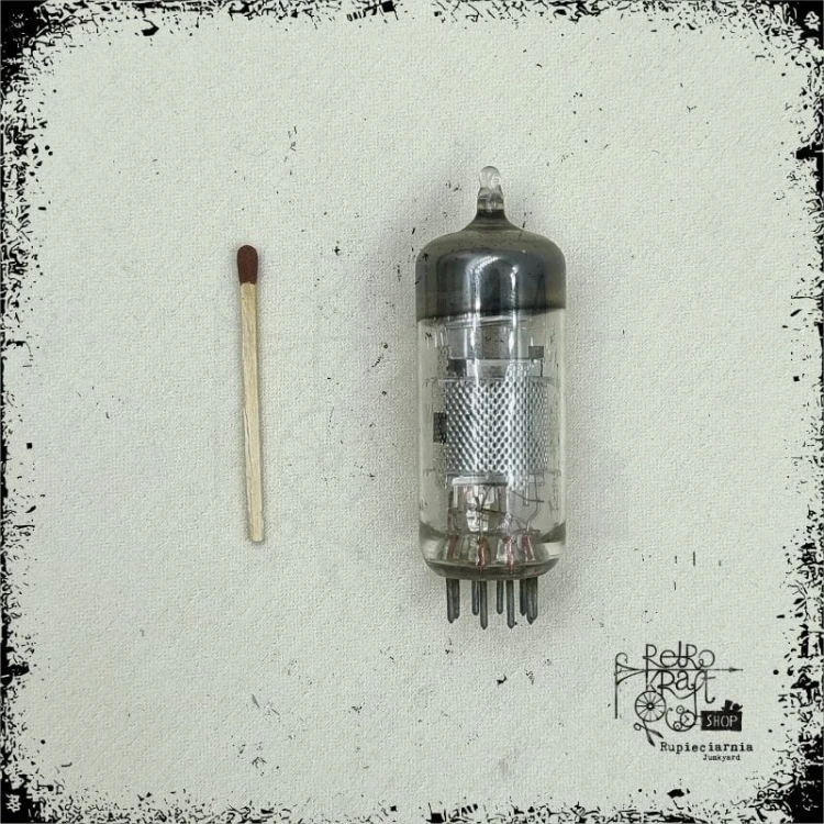 Lampa elektronowa 020