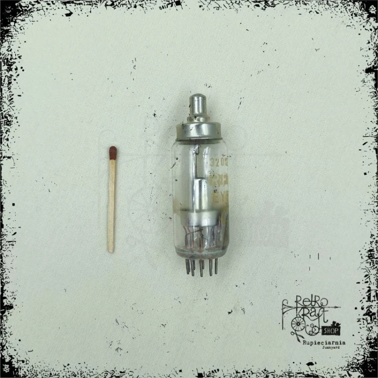 Lampa elektronowa 014